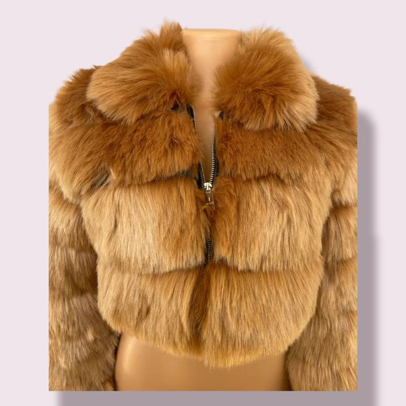 Crop Fur Jacket - Picture 2 of 5